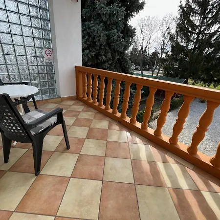 Karolin Guest house