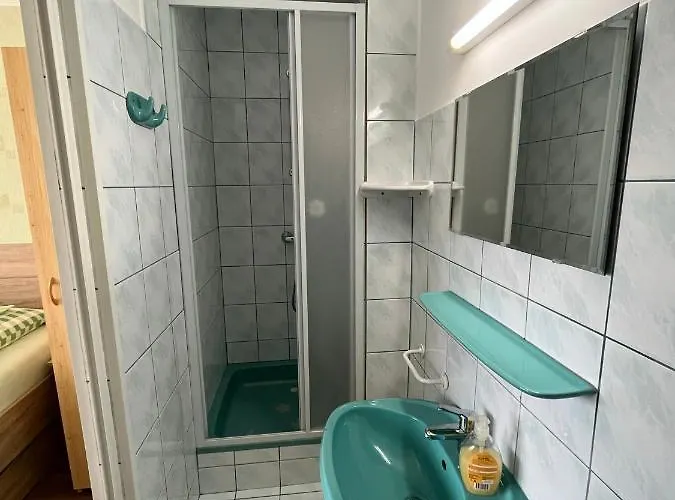 Karolin Pensjonat 3*