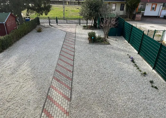 Karolin Pensjonat Bük